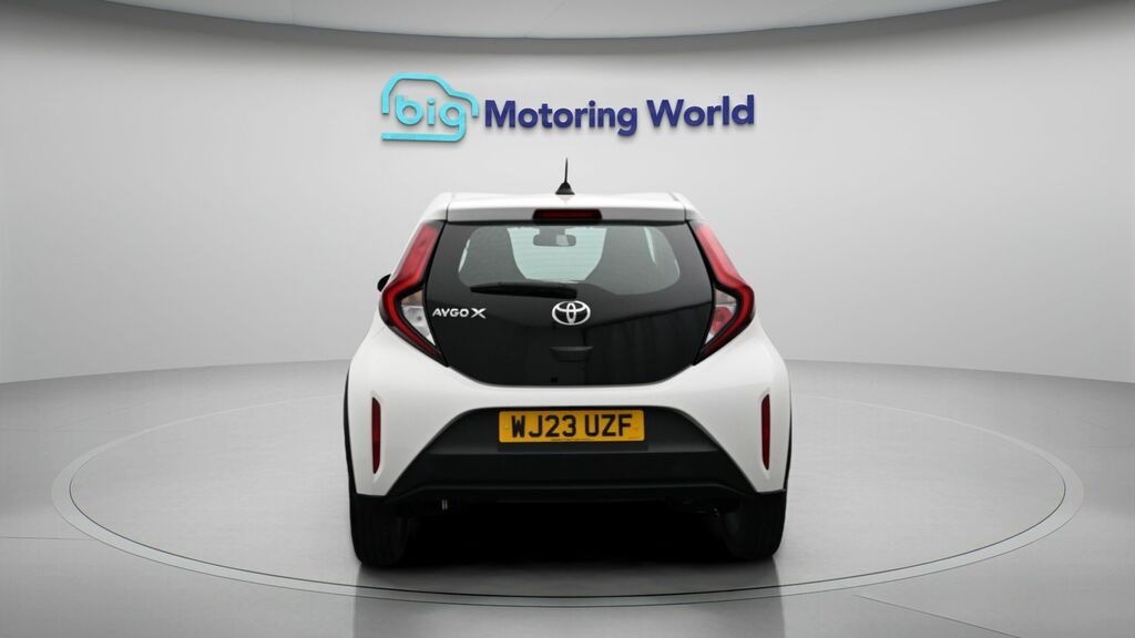 Toyota Aygo X Pure WJ23UZF White #6