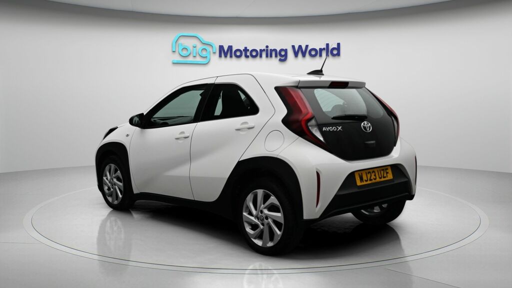 Toyota Aygo X Pure WJ23UZF White #5