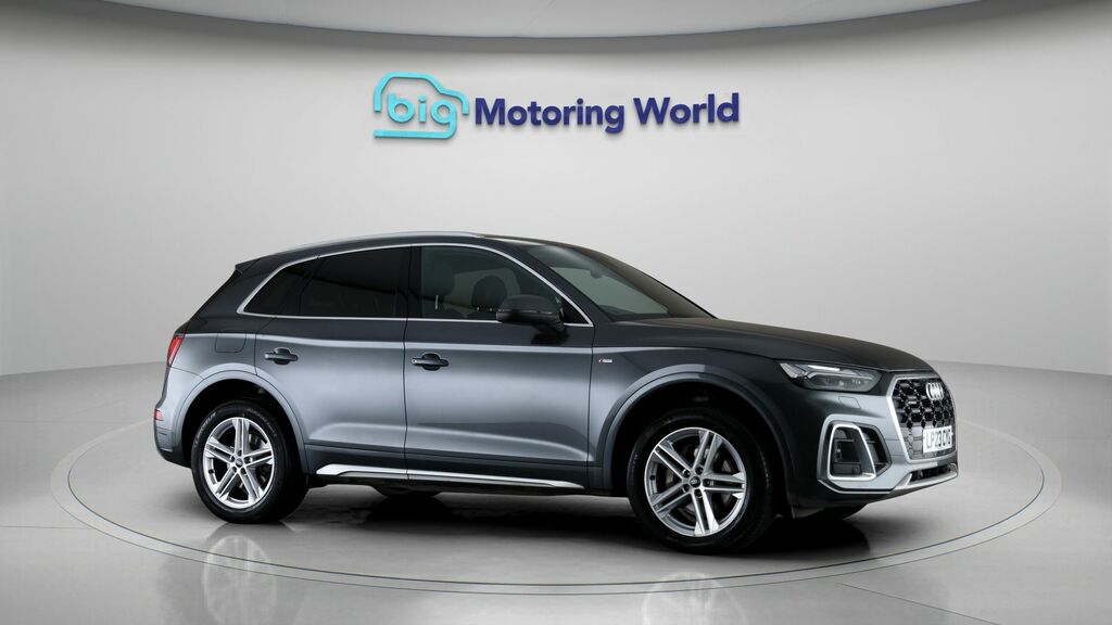 Audi Q5 S Line Grey