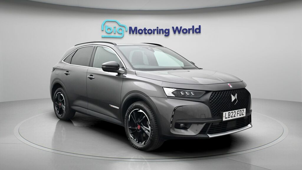 DS DS 7 Crossback Performance Line Grey
