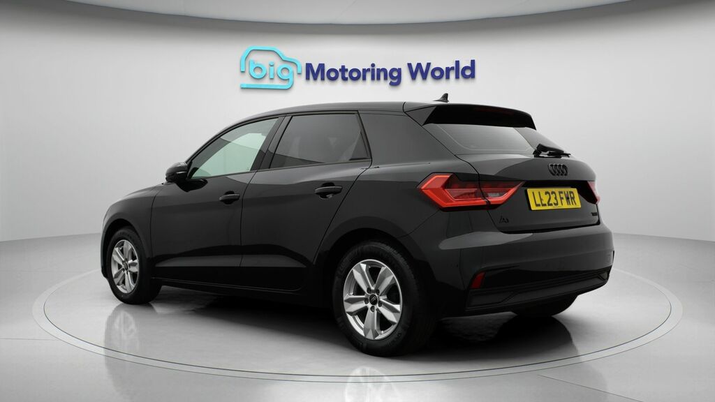 Audi A1 Technik LL23FWR Black #5