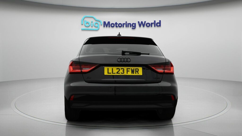 Audi A1 Technik LL23FWR Black #6