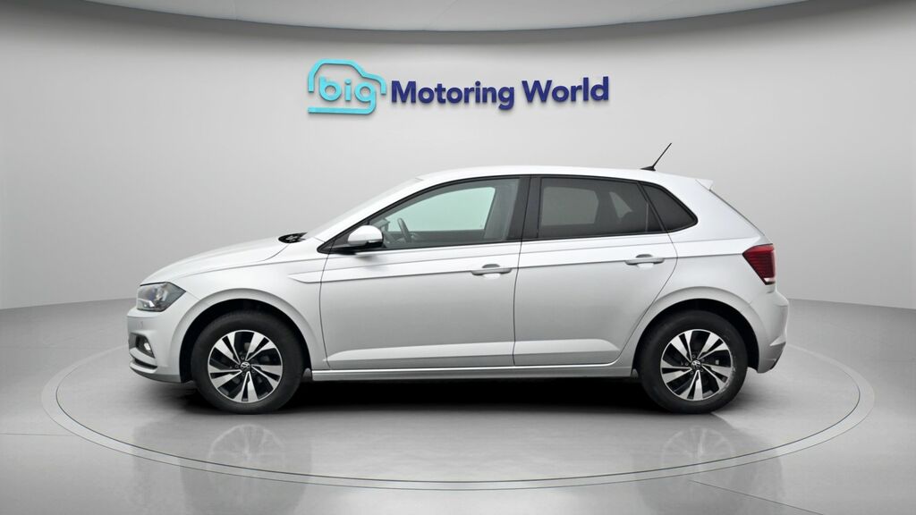 Volkswagen Polo Match Silver #4