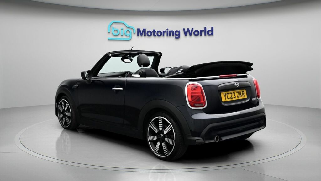 Mini Convertible Cooper Exclusive YC23ZKR Black #5