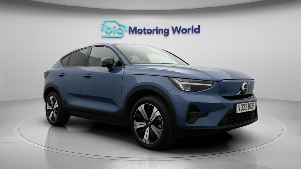 Volvo C40 Core Blue