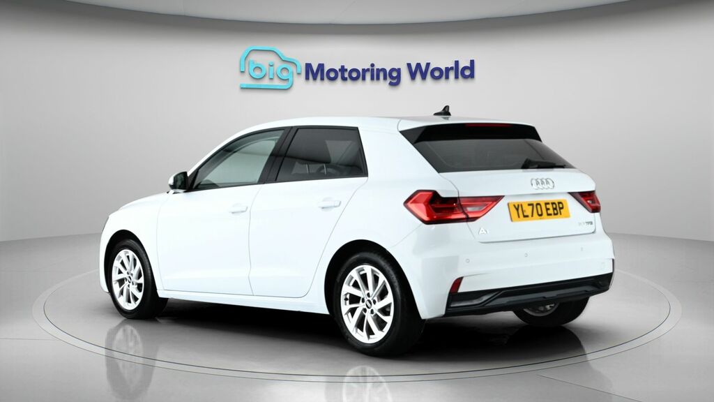Audi A1 Sport White #5