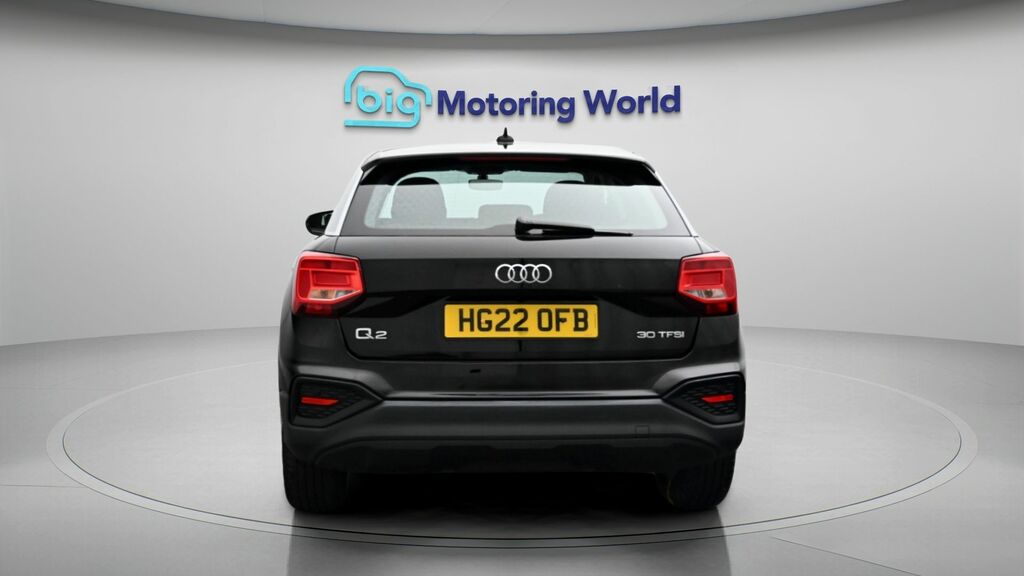 Audi Q2 Technik Black #6