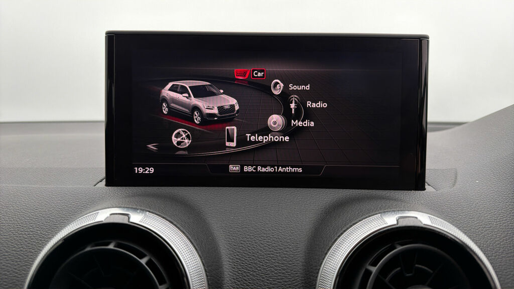 Audi Q2 Technik HG22OFB Black #2