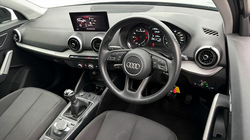 Audi Q2 Technik HG22OFB Black