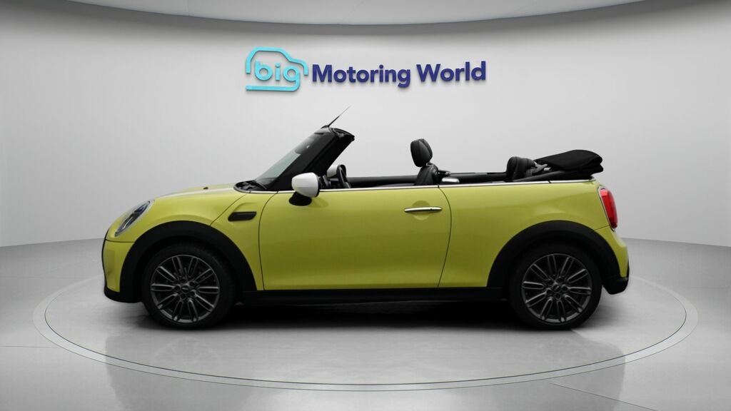 Mini Convertible Cooper Exclusive LA23WTW Yellow #4