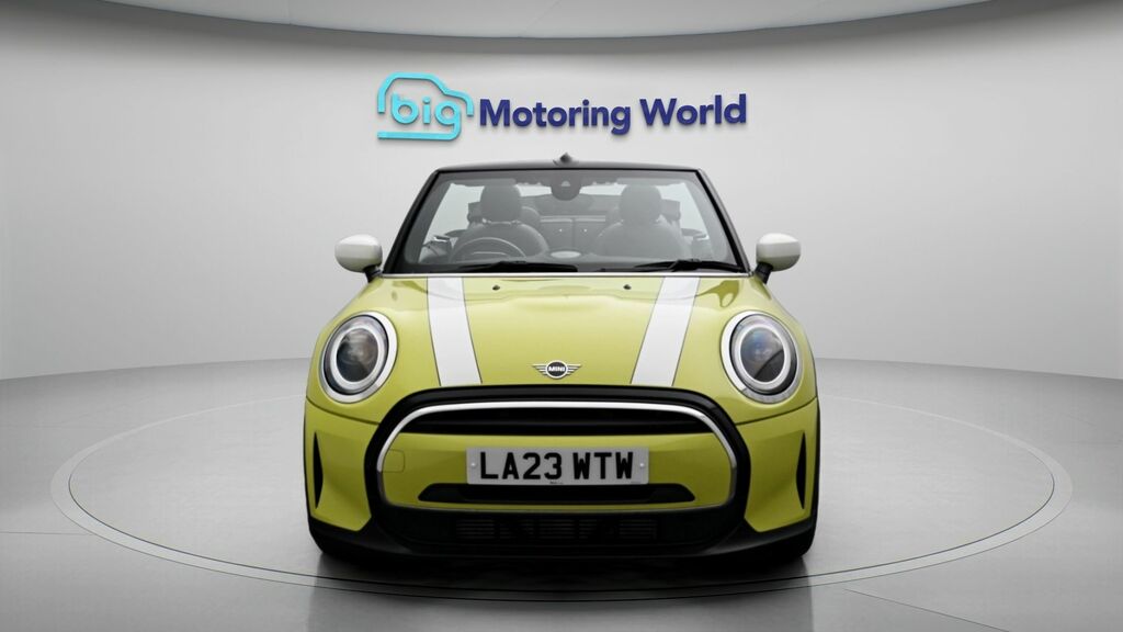 Mini Convertible Cooper Exclusive LA23WTW Yellow #2