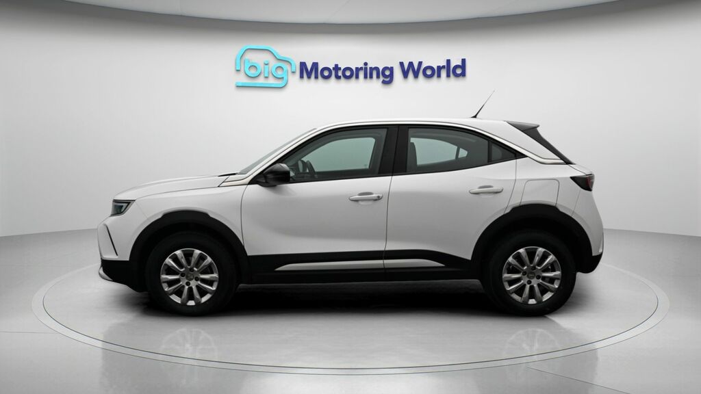 Vauxhall Mokka Design GK72YSB White #4