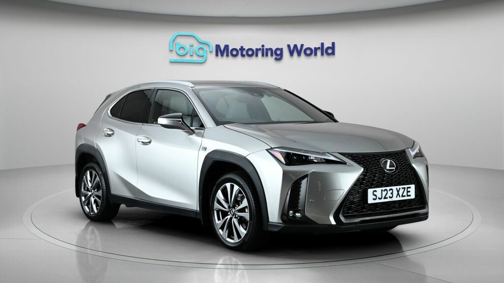 Lexus UX F Sport Design Silver
