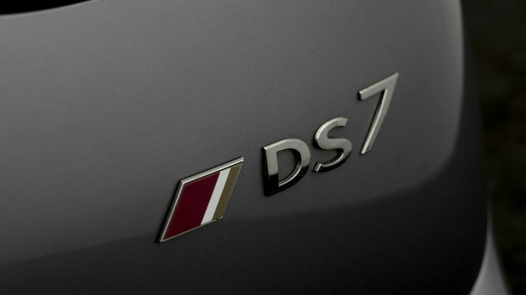 DS DS 7 Crossback 1.5 Bluehdi Rivoli Crossback Eat8 Euro 6 Ss Blue #26