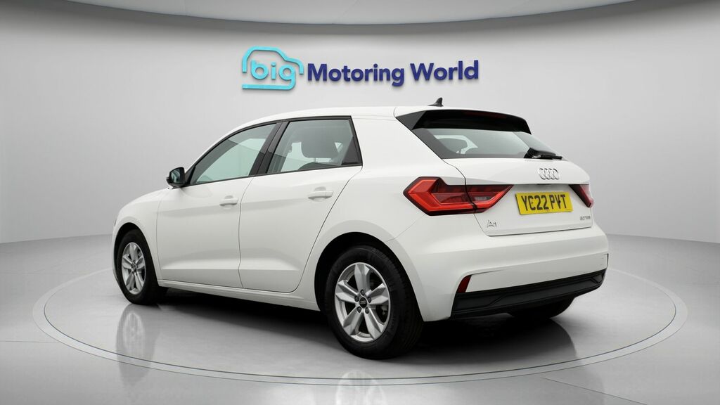 Audi A1 Technik White #5
