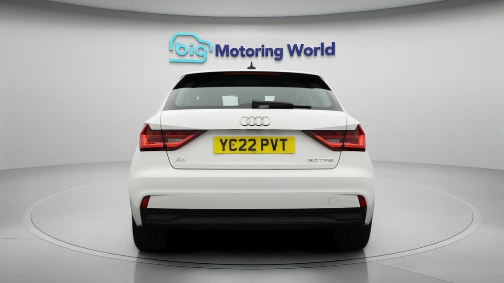 Audi A1 Technik White #6