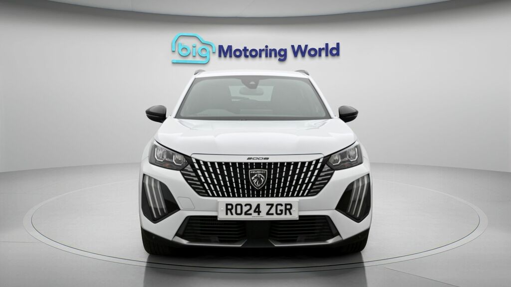 Peugeot 2008 Allure White #2