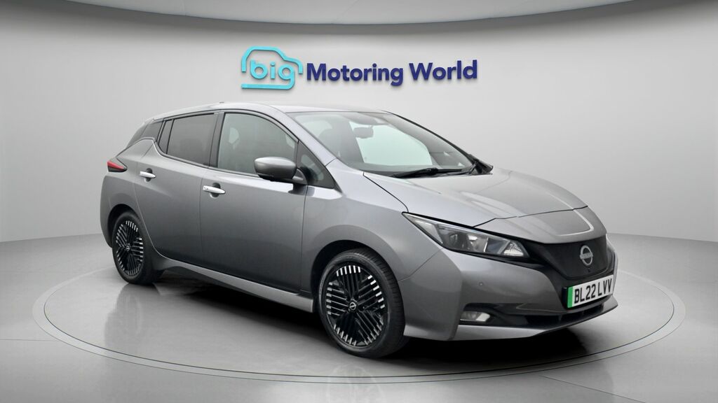 Nissan Leaf N-connecta Grey