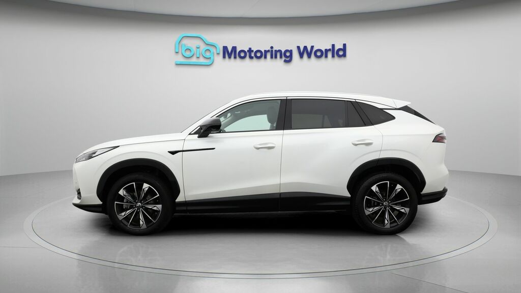 MG HS Trophy YD25UAZ White #4
