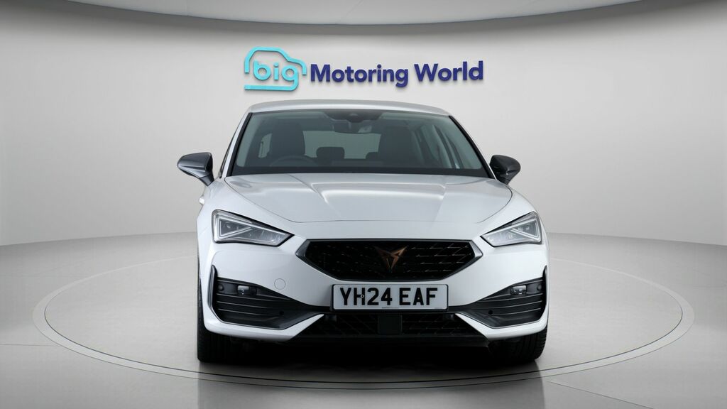 Cupra Leon V1 White #2