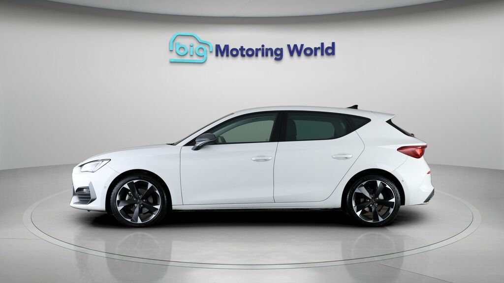 Cupra Leon V1 White #4