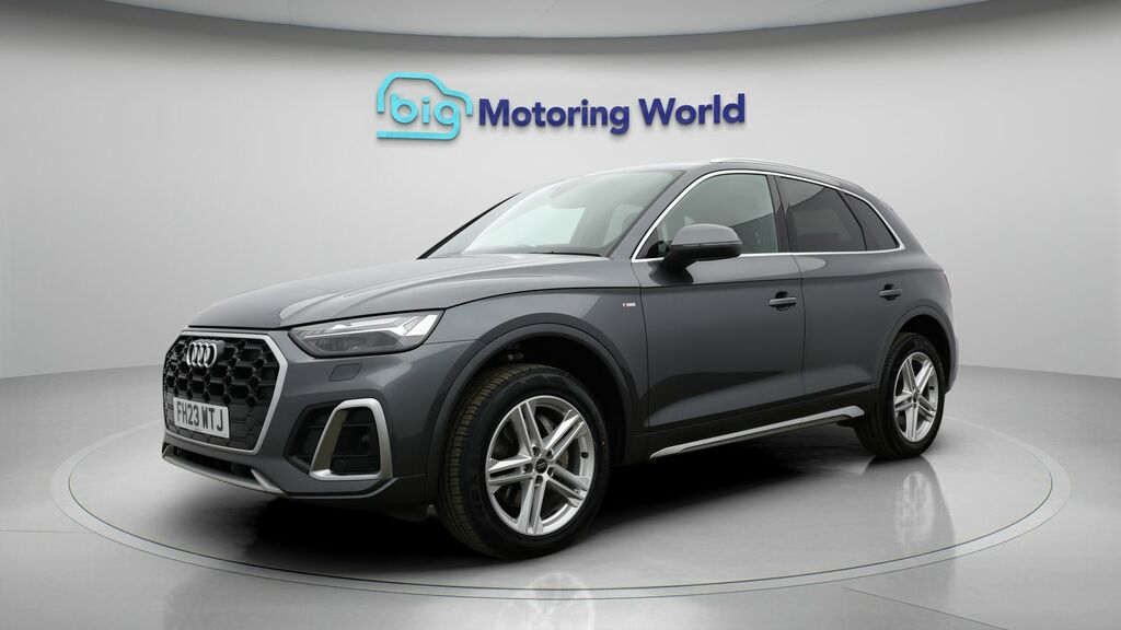 Audi Q5 S Line FH23WTJ Grey #3