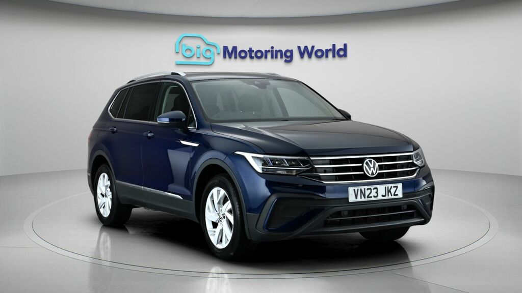 Volkswagen Tiguan Allspace Life Blue