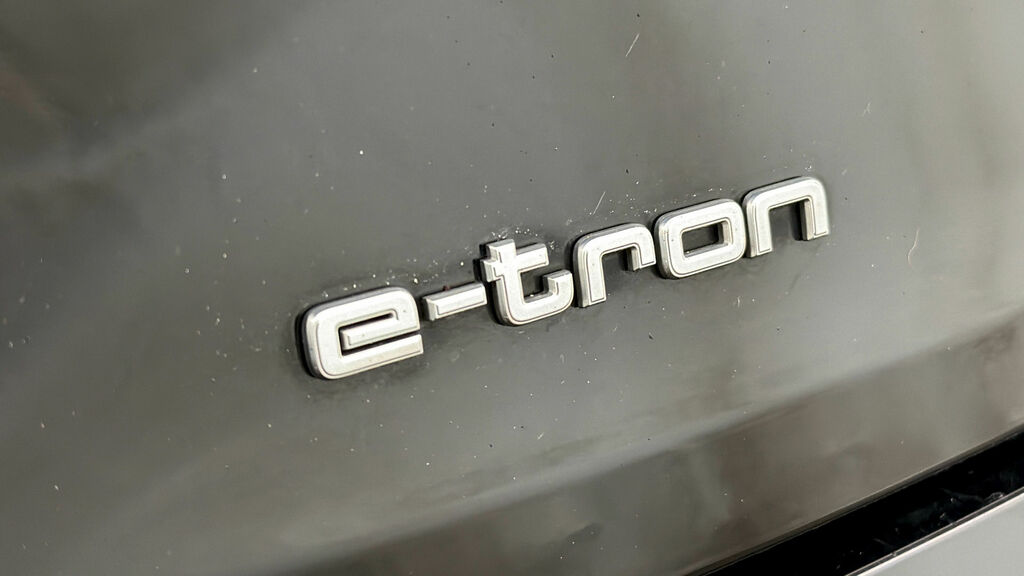 Audi E-Tron S S Line White #19