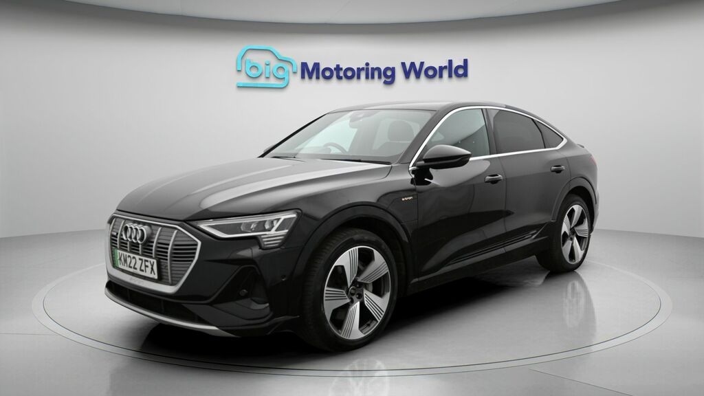 Audi E-Tron S S Line Black #3