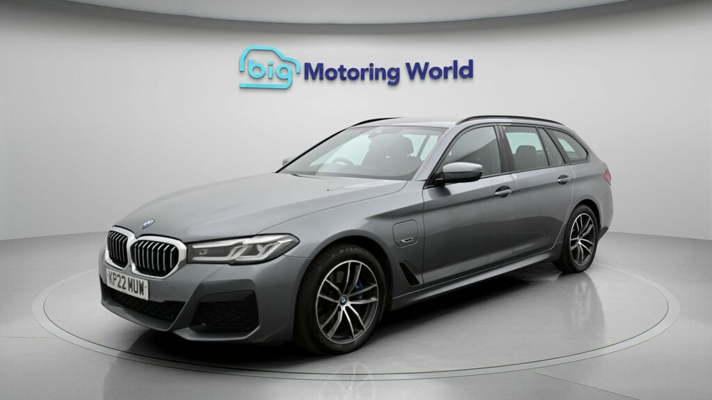 BMW 5 Series M Sport KP22MUW Blue #3