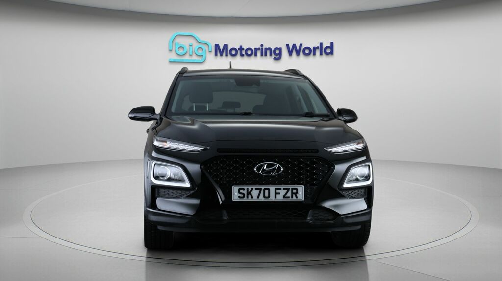 Hyundai Kona Play Black #2