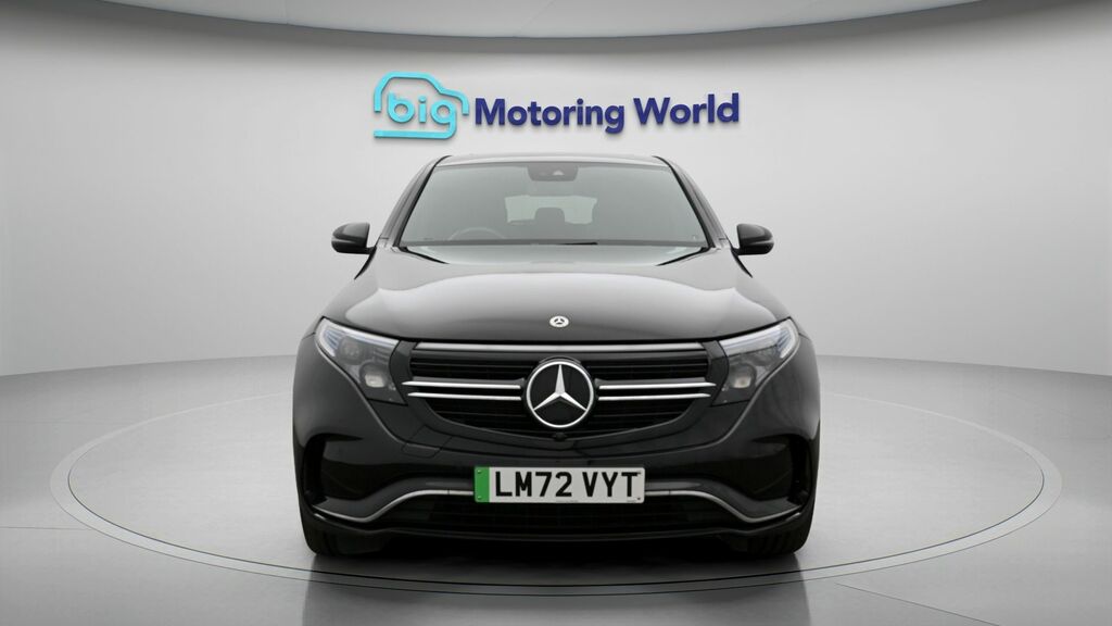 Mercedes-Benz EQC Amg Line Black #2