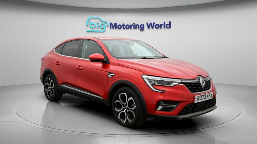Renault Arkana Techno Red