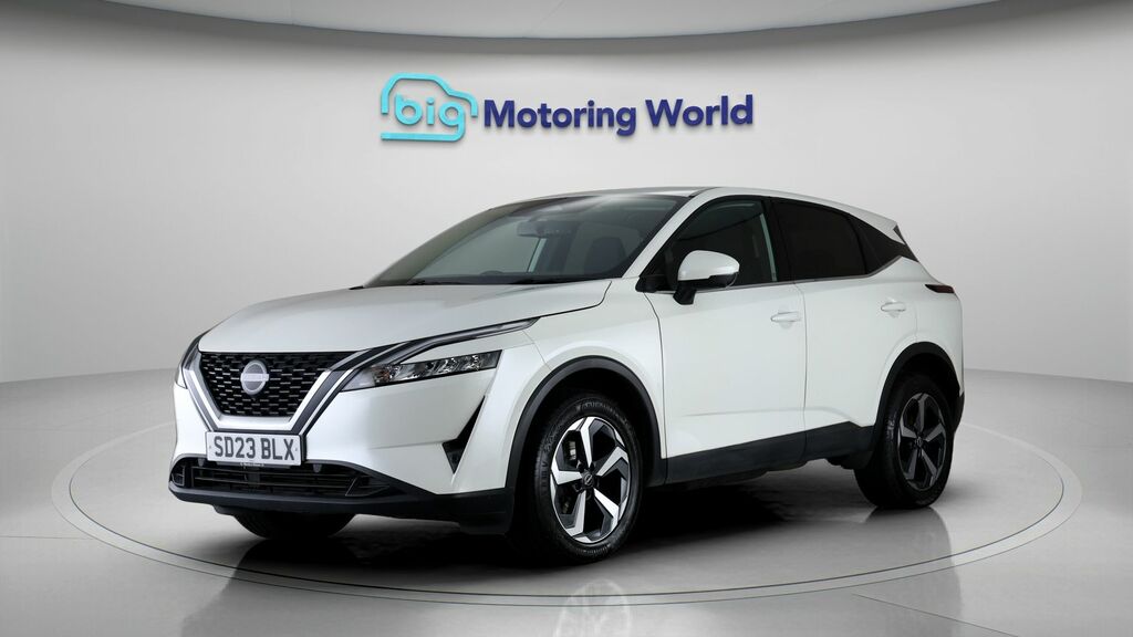 Nissan Qashqai N-connecta SD23BLX White #3