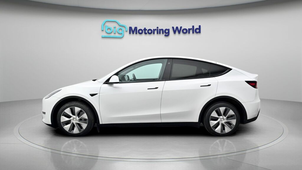 Tesla Model Y Long Range BK23JFF White #4