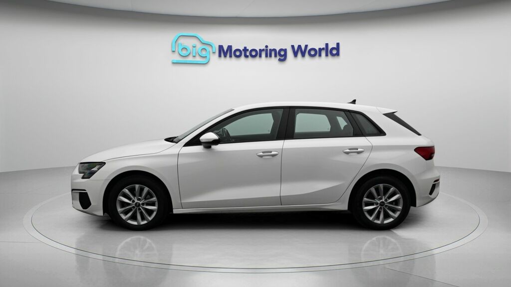 Audi A3 Technik RJ23ZCO White #4