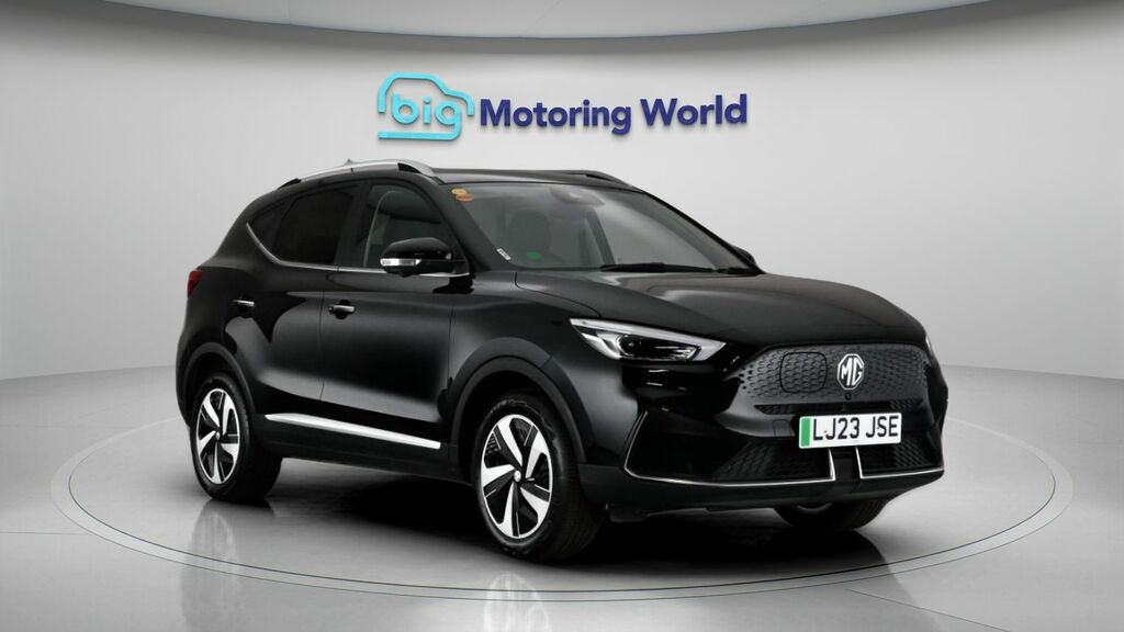 MG ZS Trophy Long Range Black
