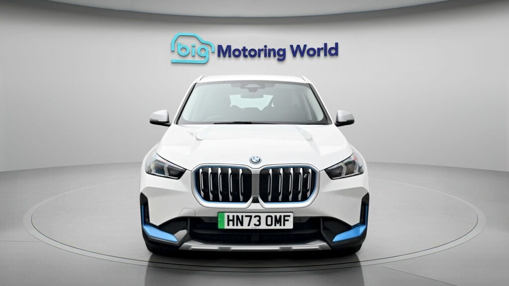 BMW iX1 Xline White #2