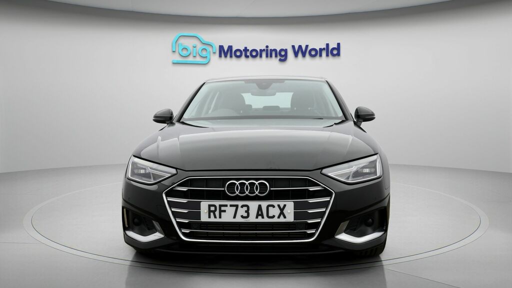 Audi A4 Sport Black #2