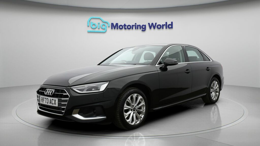 Audi A4 Sport Black #3