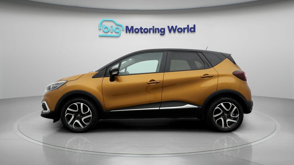 Renault Captur Iconic BV69LVH Black #4