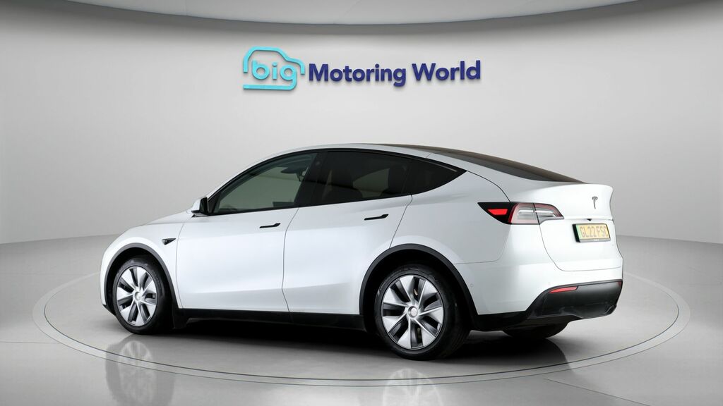 Tesla Model Y Long Range GL22FSC White #5