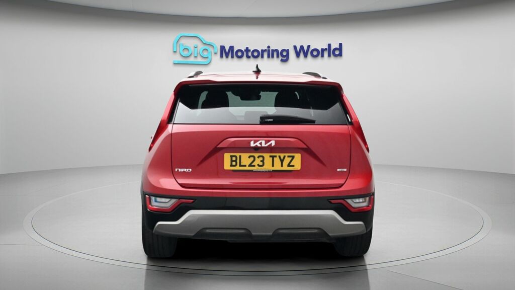 Kia Niro 4 Red #5