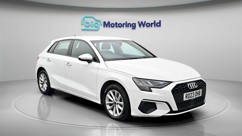Audi A3 Technik White