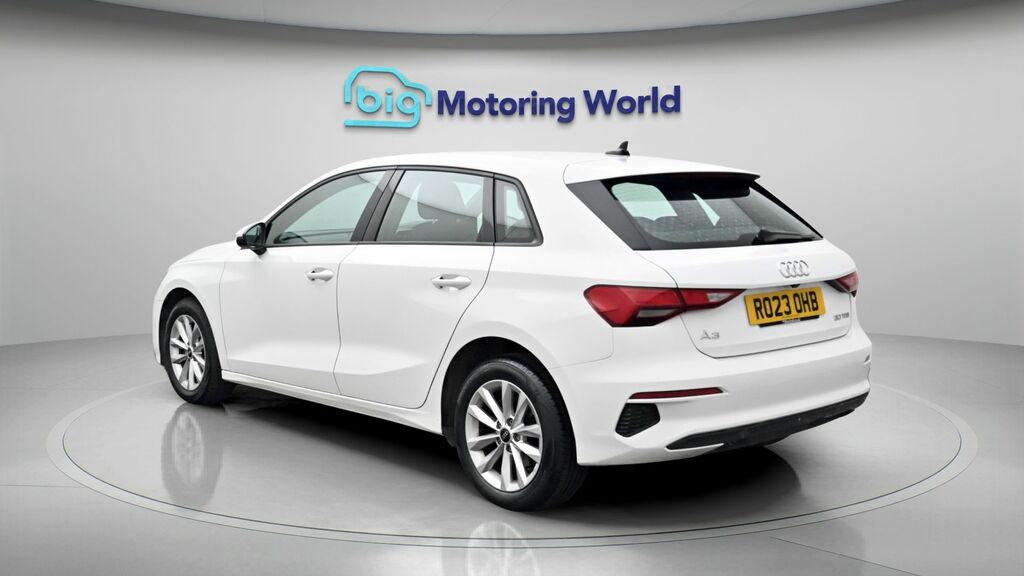 Audi A3 Technik White #5
