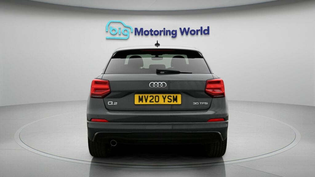 Audi Q2 Black Edition Grey #6