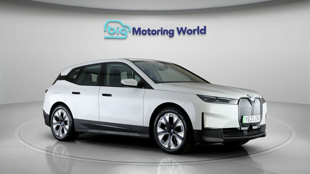 BMW iX Sport White
