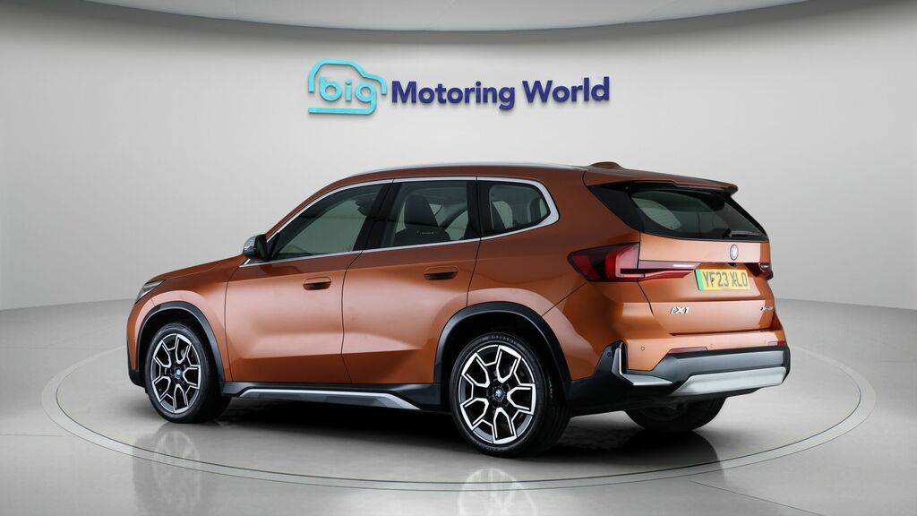 BMW iX1 Xline Orange #5