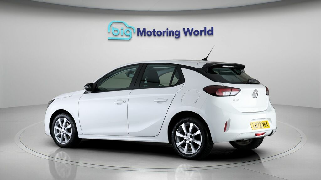 Vauxhall Corsa Design White #4