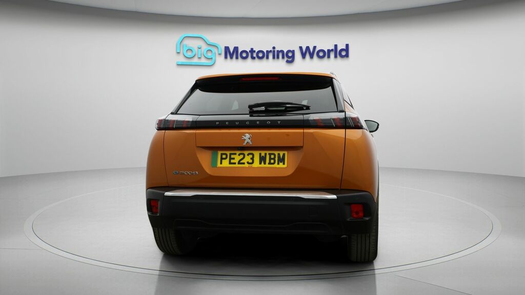 Peugeot e-2008 Allure Premium PE23WBM Orange #6